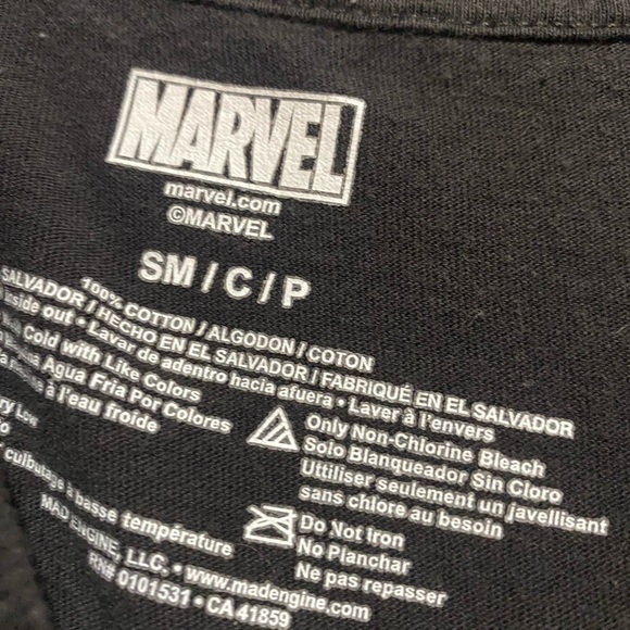 Marvel Comics T-shirt, size S, smoke free home - Picture 3 of 3
